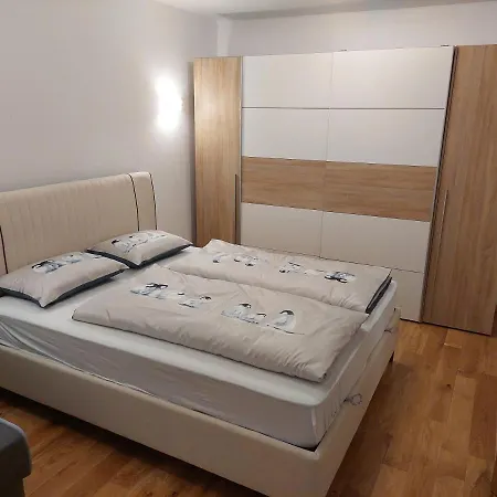Gajovic Apartment Pale